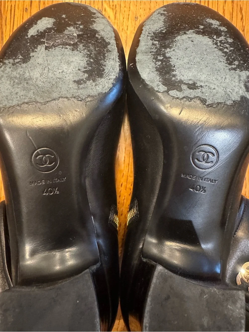 Chanel CC Turnlock Black Leather Patent Cap Toe Ankle Boots EU 40.5